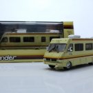 Diecast 1986 Fleetwood Bounder Motorhome / Rv 1:64 Scale Camper