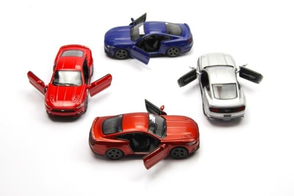Diecast 4 Pc Set 5" 2015 Ford Mustang Gt Car 1:38