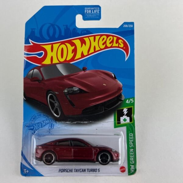 Diecast Porsche Tacan Turbo S Red 208/250 1:64 Car Green Speed Toys