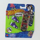 Diecast Skate Tony Hawk Tantrum Mini Skateboard 2/2 With Purple Finger Shoes Toys