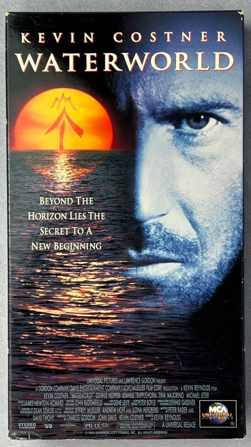 Waterworld (VHS, 1996) Former Video Store Rental