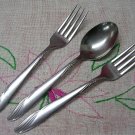 ONEIDA LTD OHS 5 OHS5 2 PLACE FORKS & PLACE SPOON STAINLESS FLATWARE SILVERWARE