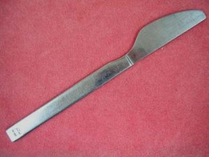 IBERIA KNIFE AVIATION STAINLESS FLATWARE SILVERWARE