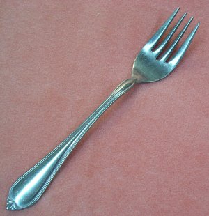REED & BARTON SOLANGE SALAD FORK SELECT STAINLESS FLATWARE SILVERWARE