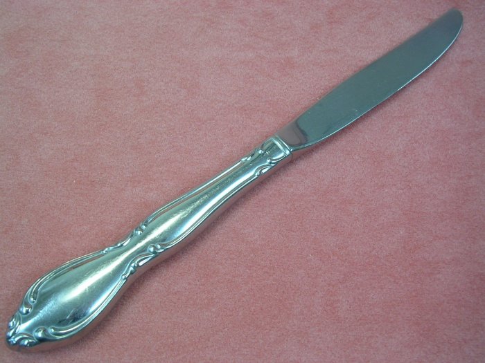 ONEIDA HERITAGE ROYAL YORK STRATHMORE PLACE KNIFE COMMUNITY STAINLESS