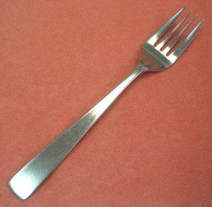 ONEIDA OHS 110 OHS110 PLACE FORK NORTHLAND STAINLESS FLATWARE SILVERWARE