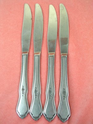 REED & BARTON LA BOHEME 4 PLACE KNIVES REBACRAFT STAINLESS FLATWARE SILVERWARE