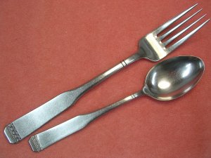 ONEIDA NORWEGIAN WOOD PLACE FORK & TEASPOON NORTHLAND STAINLESS FLATWARE SILVERWARE