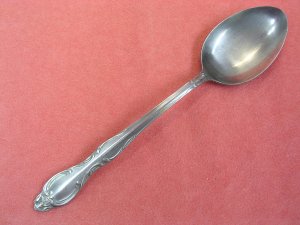 EKCO CARDIFF SOLID SERVING SPOON ETERNA STAINLESS STEEL FLATWARE SILVERWARE
