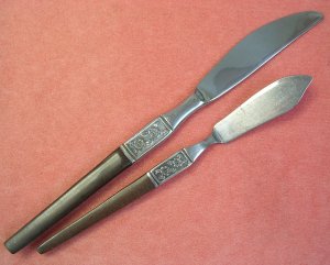 EKCO EKS 14 EKS14 SPREADER & PLACE KNIFE ETERNA STAINLESS STEEL FLATWARE SILVERWARE
