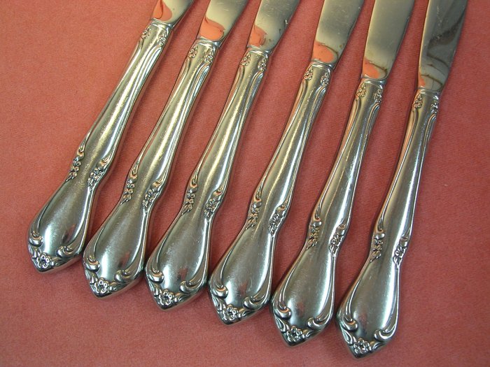 ONEIDA CHATEAU 6 PLACE KNIVES DELUXE STAINLESS FLATWARE SILVERWARE