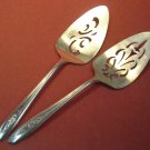 INTERNATIONAL SILVER TULIP 2 DESSERT SERVERS 1966 SILVERPLATE FLATWARE INTERNATIONAL SILVER TULIP 2 DESSERT SERVERS 1966 SILVERPLATE FLATWARE