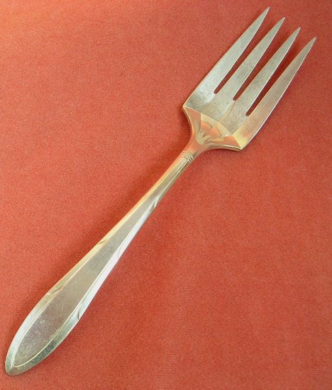 ONEIDA NOBILITY REVERIE 1937 SERVING FORK FLATWARE SILVERWARE SILVERPLATE