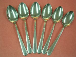 ONEIDA FLIGHT 6 PLACE SPOONS ONEIDACRAFT DELUXE STAINLESS FLATWARE SILVERWARE