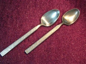 STANLEY ROBERTS SRI TARQUIN 2 PLACE SPOONS STAINLESS FLATWARE SILVERWARE