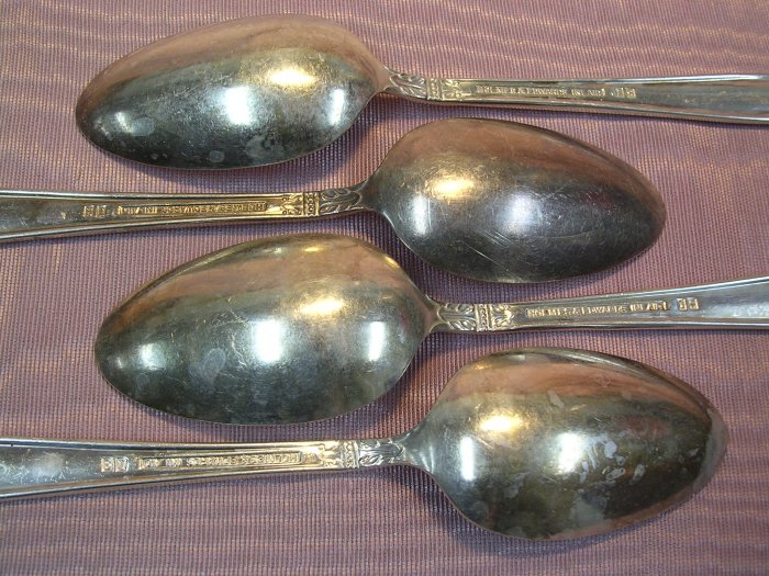Lot De 6 Couteaux De Dîner Holmes & Edwards - Motif Danish Princess - Argenté - 1938 - Occasion Poli