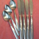 INTERNATIONAL BRENTWOOD GARDEN MANOR 3 FRUIT SPOONS & 4 KNIVES STAINLESS FLATWARE SILVERWARE