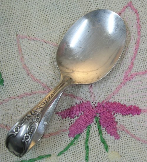 ONEIDA LTD LONDON TOWN ENCHANTMENT BABY SPOON 1952 FLATWARE SILVERWARE