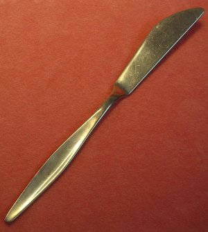 REED & BARTON ETUDE Master Butter Knife STAINLESS FLATWARE SILVERWARE