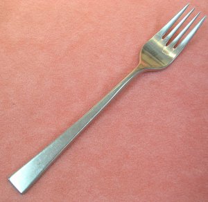 MIKASA WAVE LENGTH SATIN SALAD FORK STAINLESS STEEL FLATWARE SILVERWARE