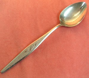 ONEIDA WOODMERE COMMUNITY SOLID SERVING SPOON STAINLESS FLATWARE SILVERWARE