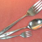 ONEIDA LASTING ROSE SERVING FORK PLACE SPOON BABY FORK DELUXE STAINLESS FLATWARE SILVERWARE