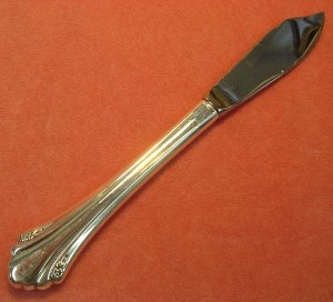 ONEIDA LTD 1881 ROGERS REPOSE SPREADER STAINLESS FLATWARE SILVERWARE