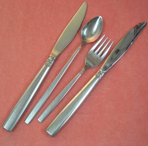 ONEIDA LTD WM A ROGERS PREMIER MELISSA 4pc STAINLESS FLATWARE SILVERWARE