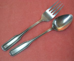 ROGERS Co SALEM SPOON & FORK STAINLESS FLATWARE SILVERWARE
