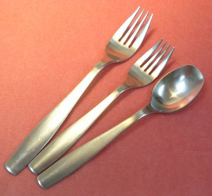 GOURMET SETTINGS Non-Stop SATIN GS 2 FORKS 1 SPOON STAINLESS FLATWARE SILVERWARE