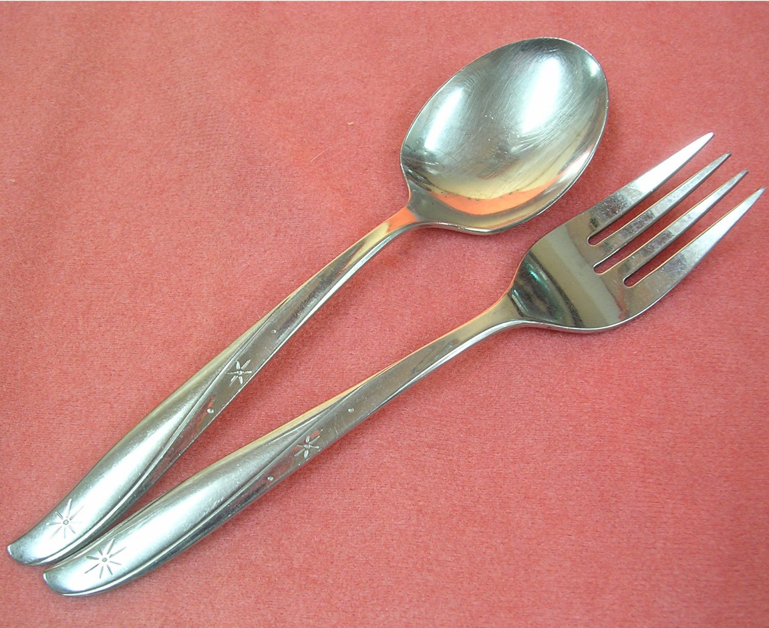 ONEIDA TWIN STAR SALAD FORK & SUGAR SPOON COMMUNITY STAINLESS FLATWARE