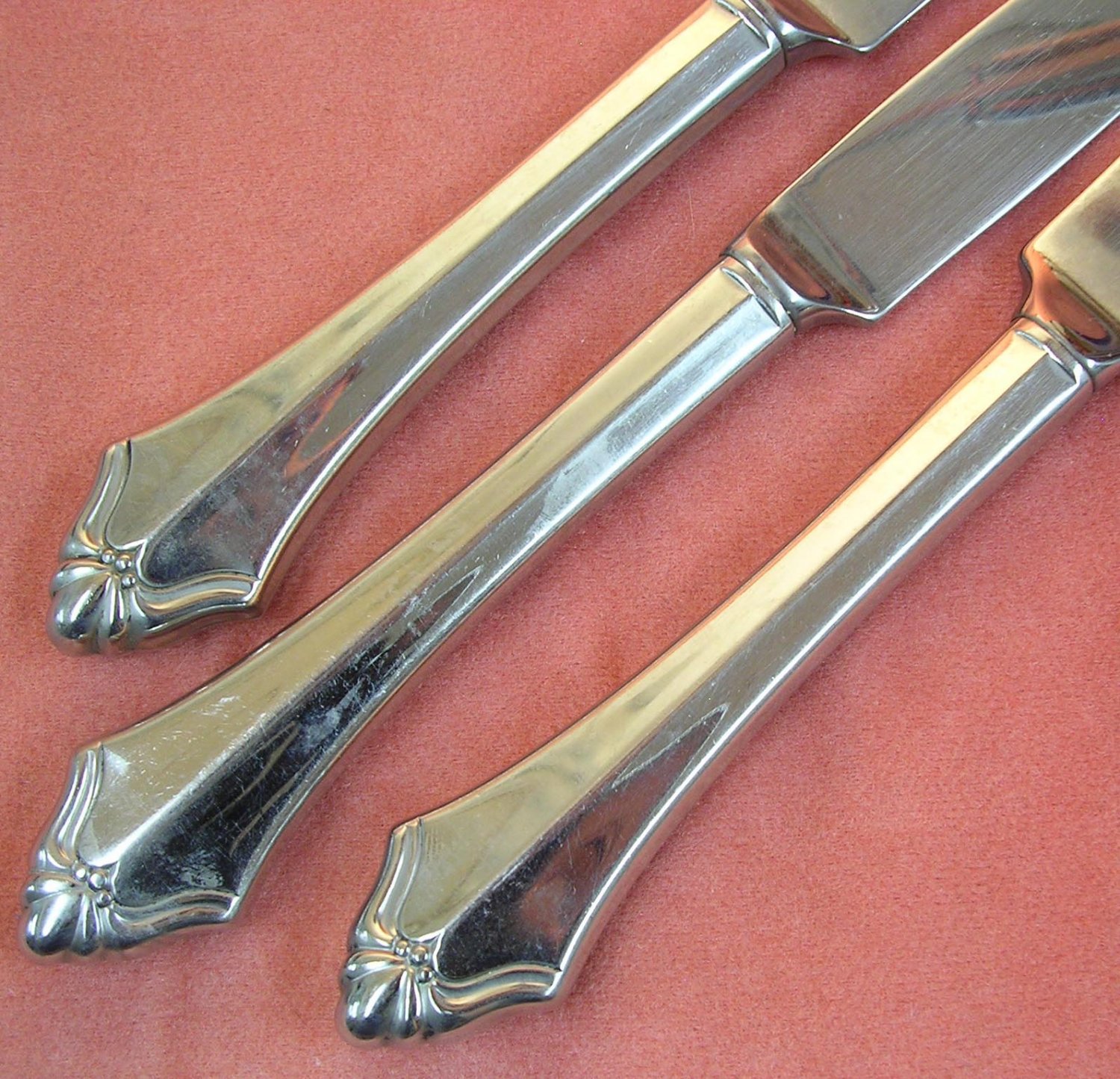 ONEIDA KENWOOD 3 PLACE KNIVES STAINLESS FLATWARE SILVERWARE