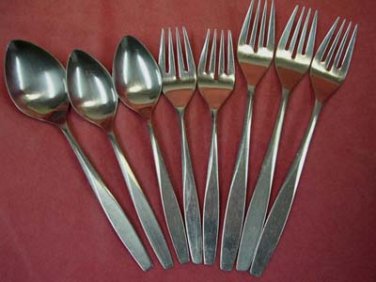 ONEIDA LTD LIDO 8pc STAINLESS FLATWARE SILVERWARE
