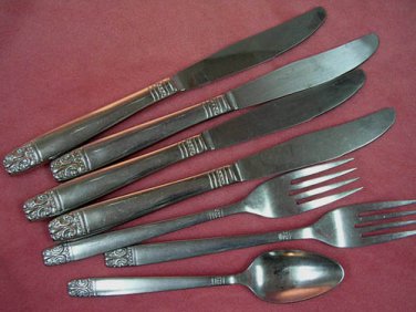 ONEIDA AZTEC or ENCORE SPOON 2FORKS 4KNIVES LTD WM A ROGERS STAINLESS FLATWARE SILVERWARE