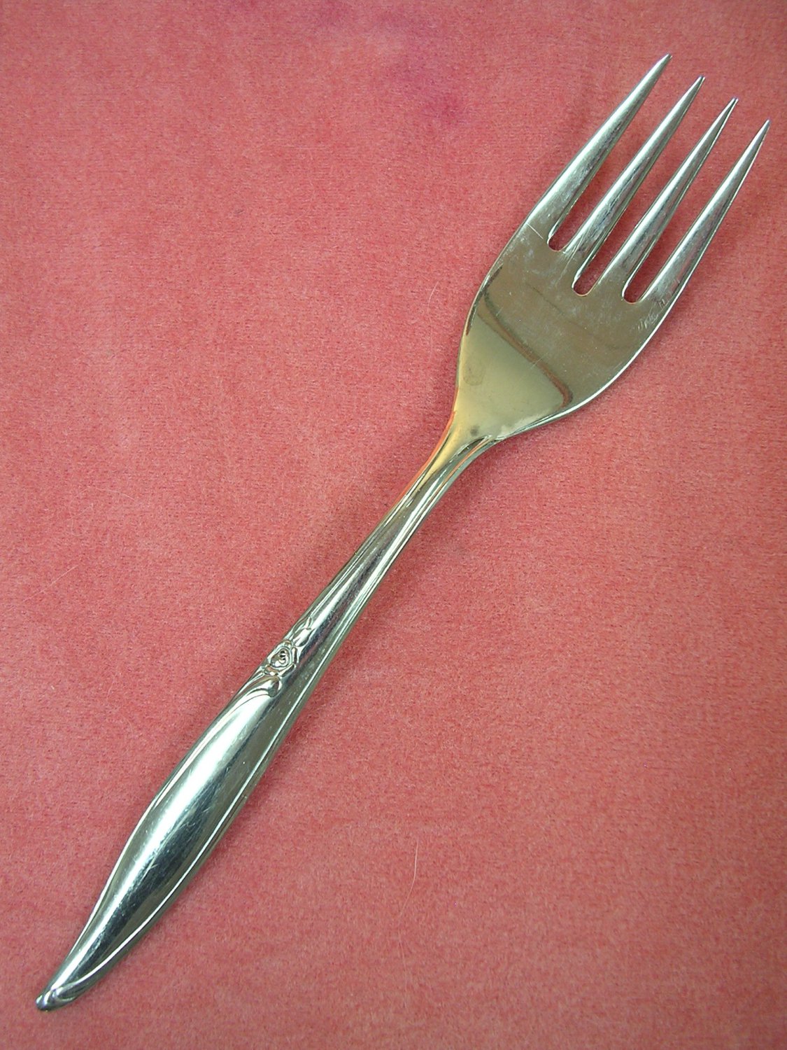 ONEIDA FOREVER ROSE SALAD FORK KENWOOD STAINLESS FLATWARE SILVERWARE