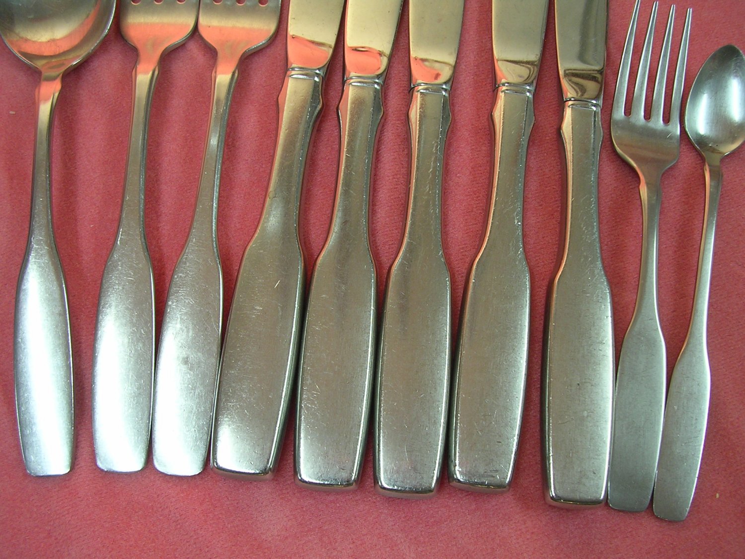 ONEIDA PAUL REVERE 10pc COMMUNITY STAINLESS FLATWARE SILVERWARE