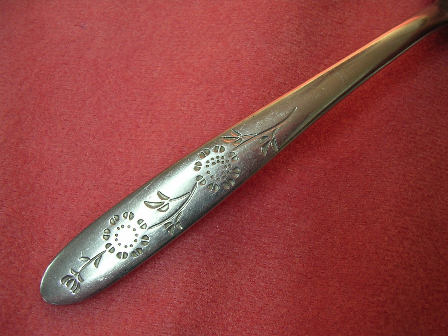 SEARS ROEBUCK WOOD DALE SUGAR SPOON TRADITION STAINLESS FLATWARE SILVERWARE