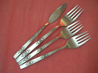 ONEIDA SPANADA  SPREADER &3 FORKS PREMIER WM A ROGERS STAINLESS FLATWARE SILVERWARE