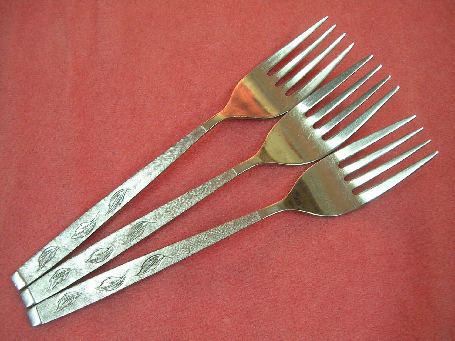 CARLTON CAS 2 CAS2 3 SALAD FORKS STAINLESS FLATWARE SILVERWARE