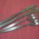 HADDON HALL UNKNOWN PATTERN 2 FORKS &2 KNIVES STAINLESS FLATWARE SILVERWARE
