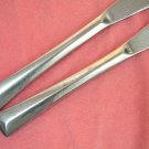REED & BARTON CREST 2 KNIVES REBACRAFT STAINLESS FLATWARE SILVERWARE