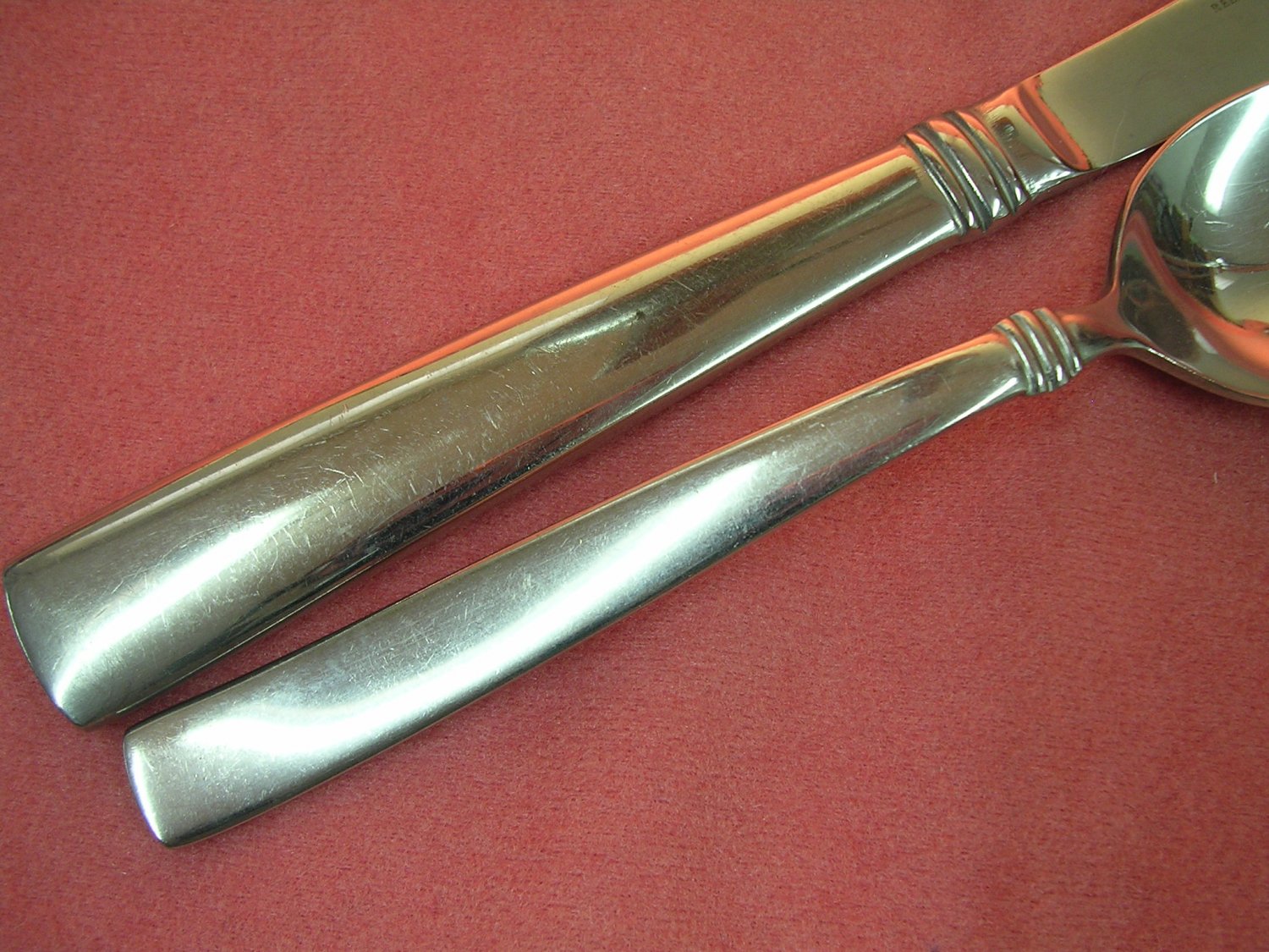 REED & BARTON REGENT TEASPOON & KNIFE HERITAGE MINT STAINLESS FLATWARE