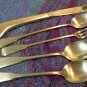 ONEIDA  INDEPENDENCE 5 SPOONS FORK KNIFE DELUXE STAINLESS FLATWARE SILVERWARE