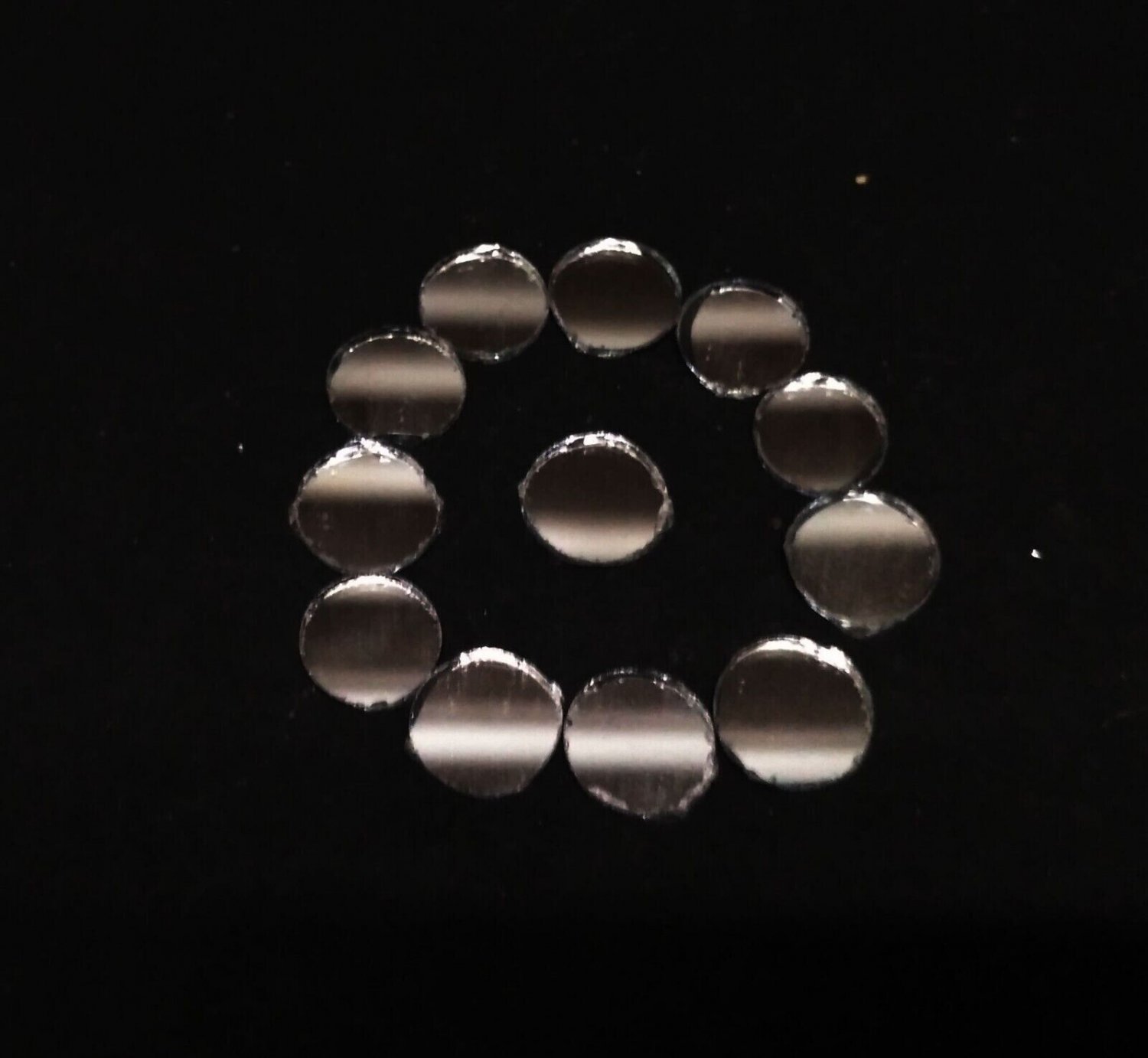 100 Pcs. 11mm Round Circle Silver Craft Glass Mirror Mosaic Tile Decor Art M-04
