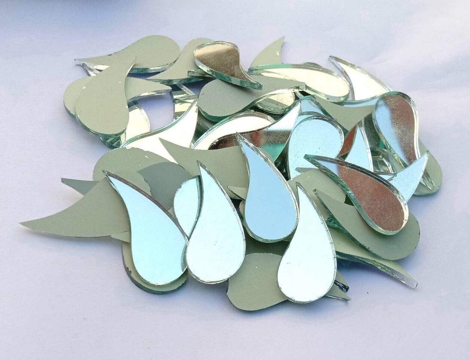 100 Pieces, 35 mm Drop Shape Silver Craft Glass Mirror Hand Cut Tile Decor M-52