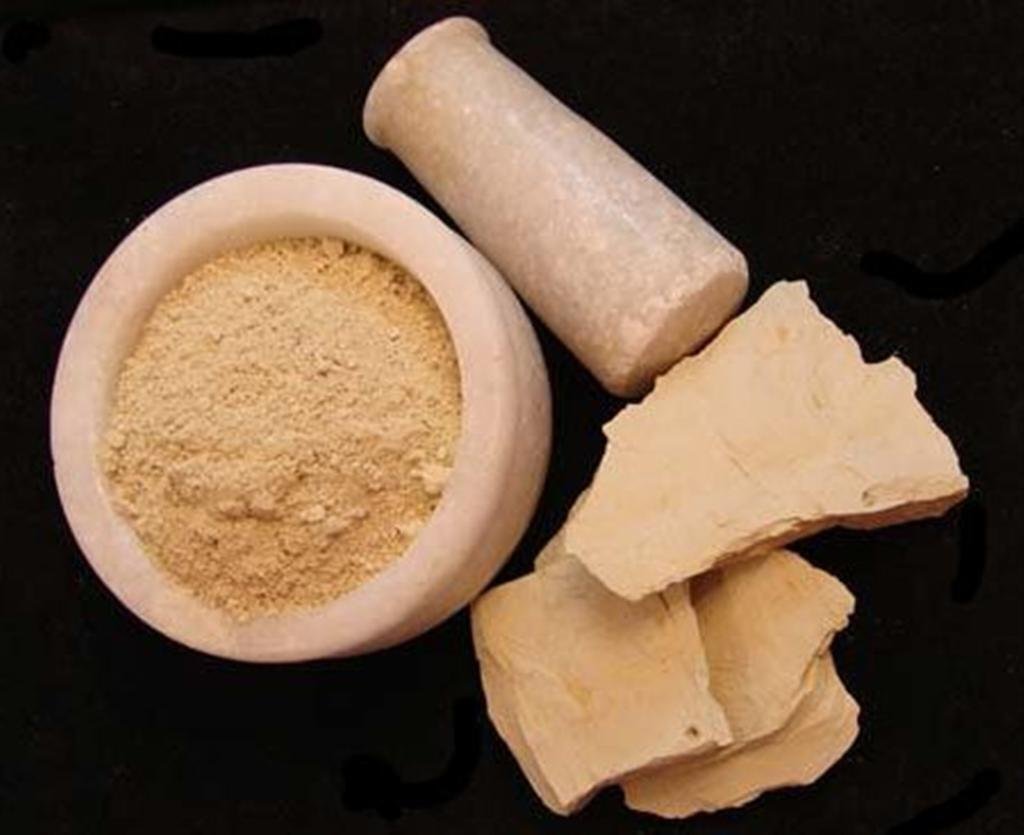 MULTANI MITTI POWDER- BENTONITE CLAY -GACHNI MITTI -GOPI CHANDAN -FULLER'S EARTH