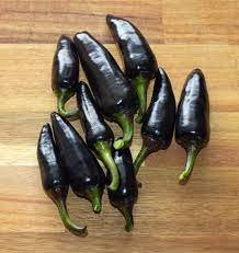 50 Pcs Rare Black Hungarian Hot Chili Pepper Organic Seeds