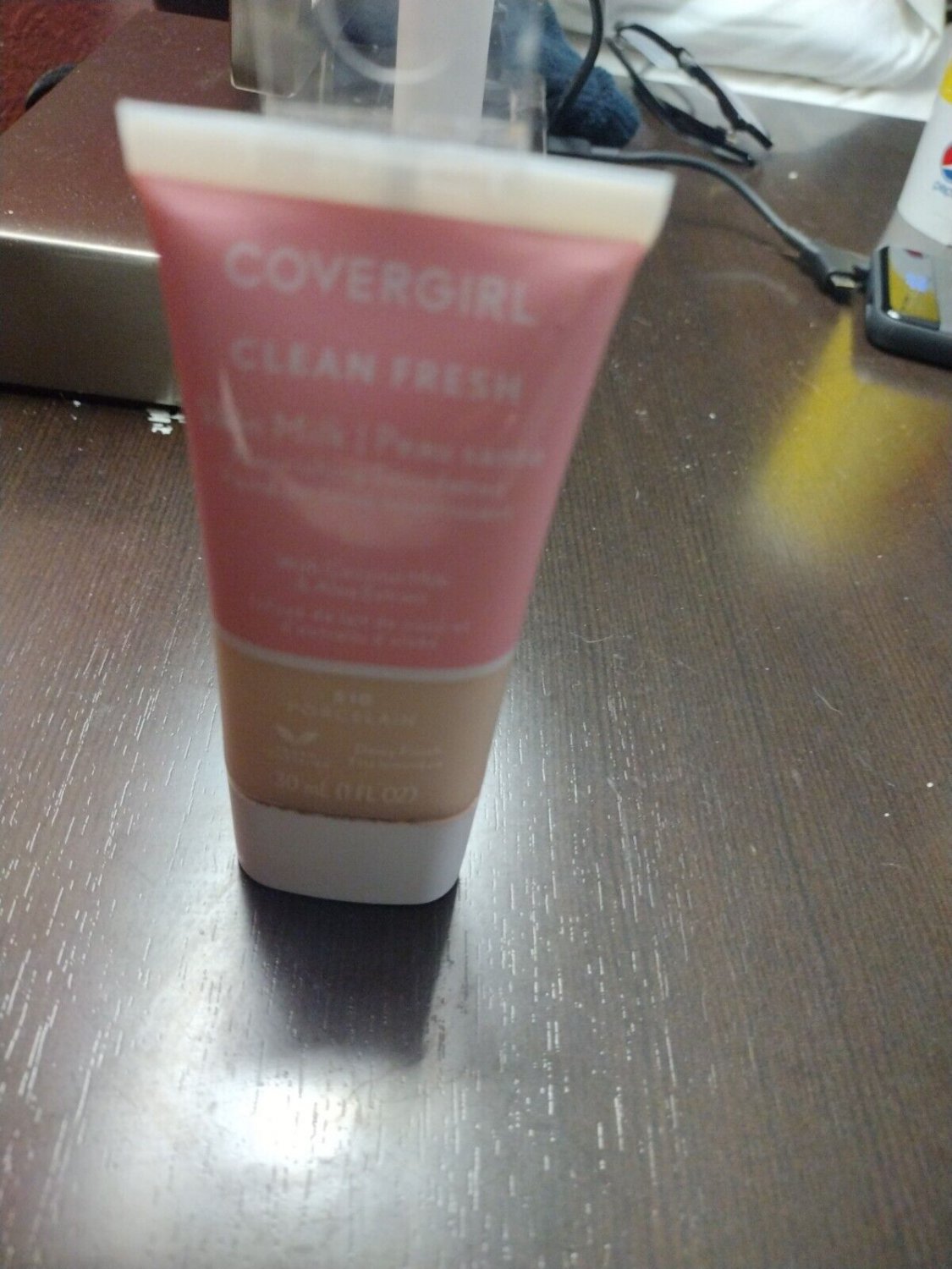 COVERGIRL Clean Fresh Skin Milk Nourishing Foundation 510 Porcelain 1 ...