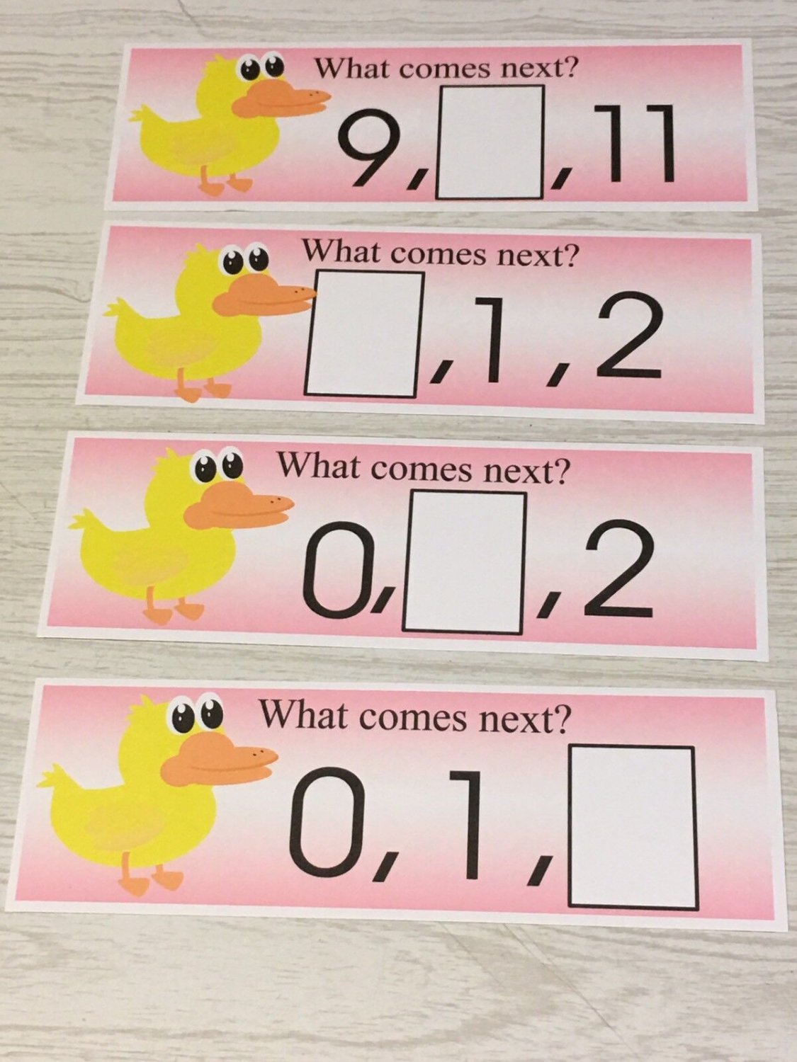 Ducky - Numbers - What comes next ? - 21 Laminated cards Activity Set