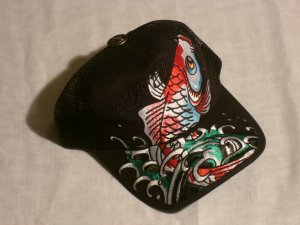 ED HARDY KOI FISH TRUCKER HAT "BLACK"